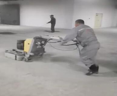 环氧地坪施工中基层地面打磨处理有哪些注意事项？